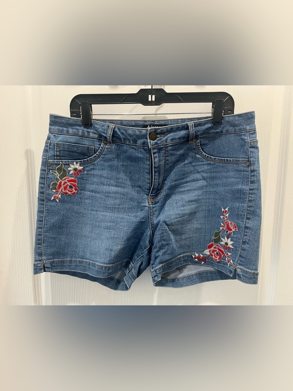 d. jeans Blue Denim Shorts with Red Rose Embroidery 12 large
